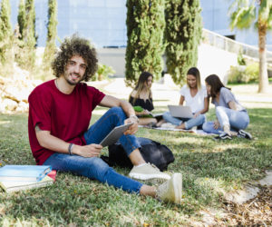 Carteira de Estudante: saiba como solicitar a sua